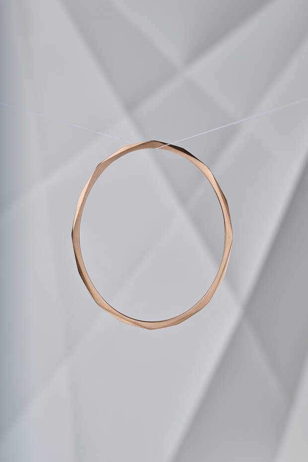 TRAN_Simone_Gugger_Stills_A_001_rgb